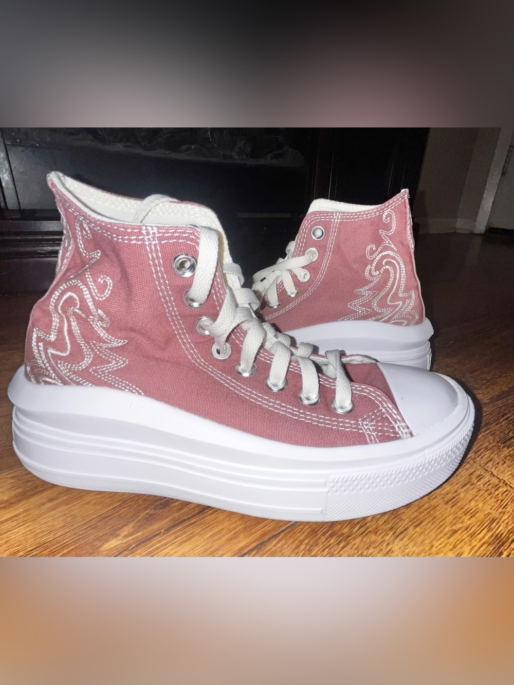 Converse High-Top Platform Sneakers - Dusty Pink